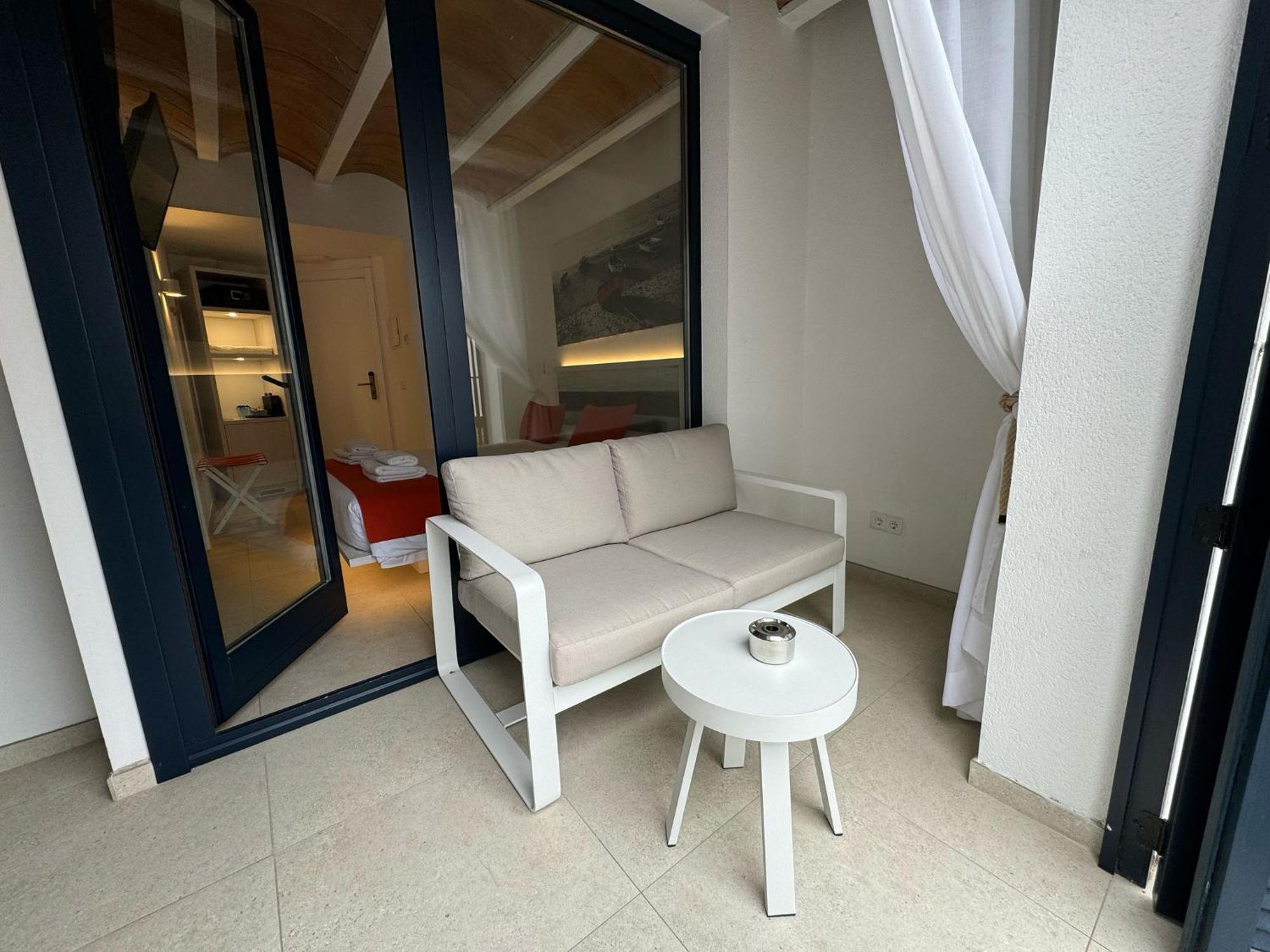 Hotel Boutique Es Blau Cadaqués Esterno foto