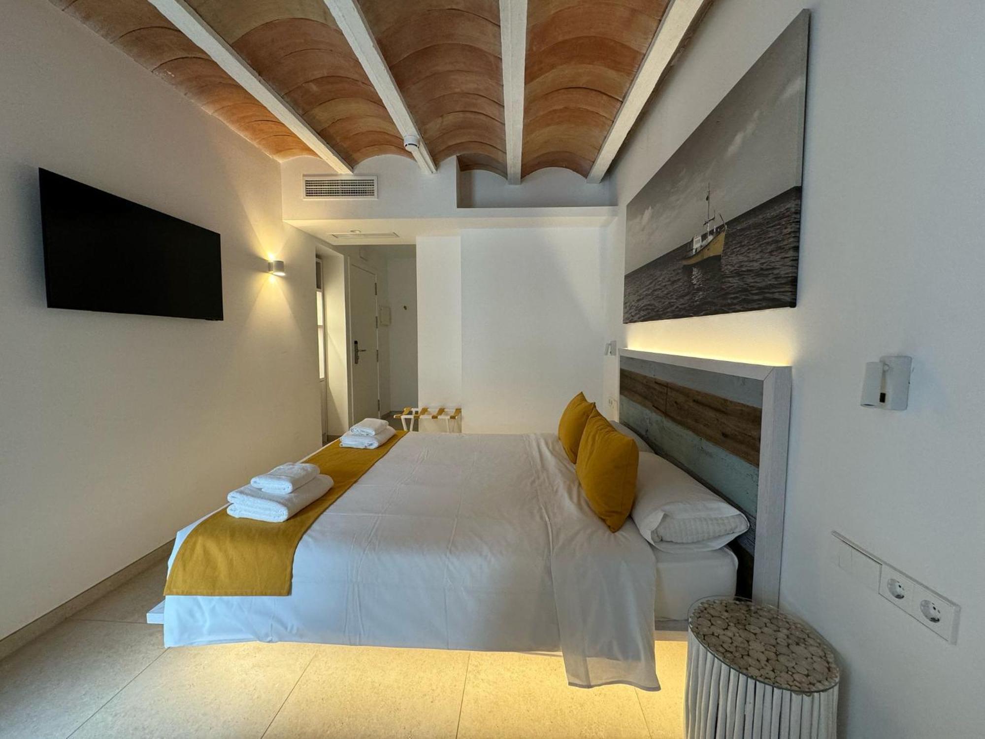 Hotel Boutique Es Blau Cadaqués Esterno foto